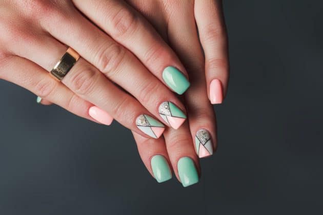 Unhas grandes femininas e decoradas