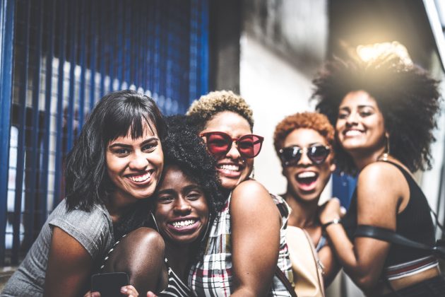 Como praticar sororidade