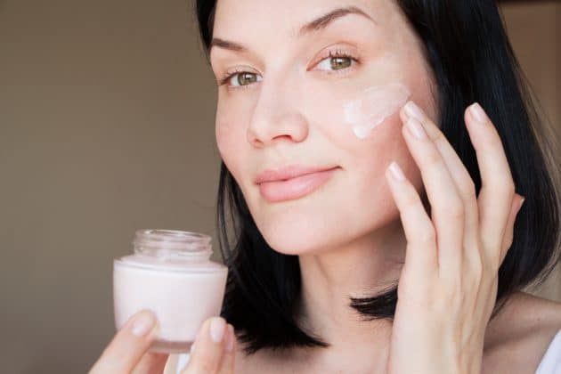 Produtos para pele seca: o que não pode faltar na sua skincare