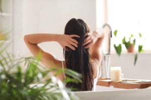 Frizz no cabelo: como resolver esse problema?