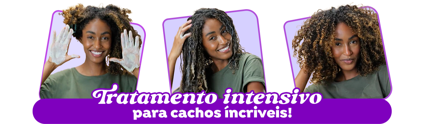  mulher negra de cabelos cacheados fazendo o tratamento intensivo neles para ter cachos incríveis.