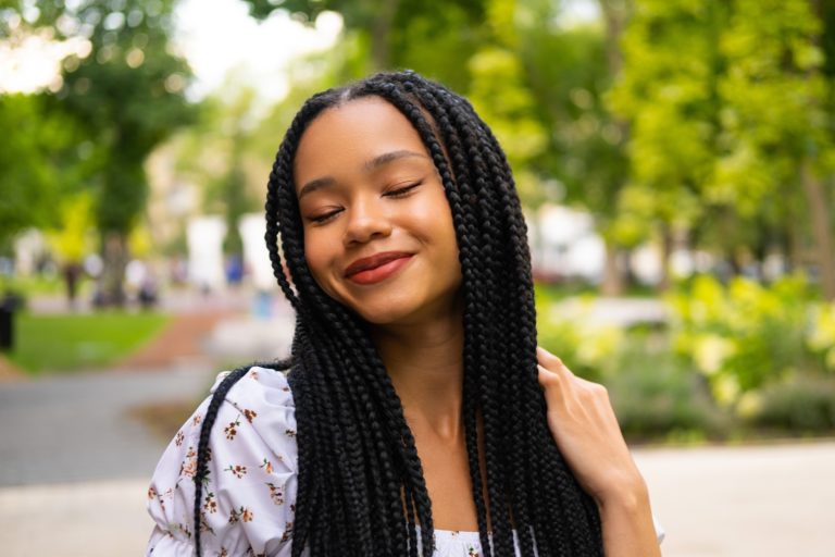 Tranças afro: conheça os principais tipos, significados e como cuidar