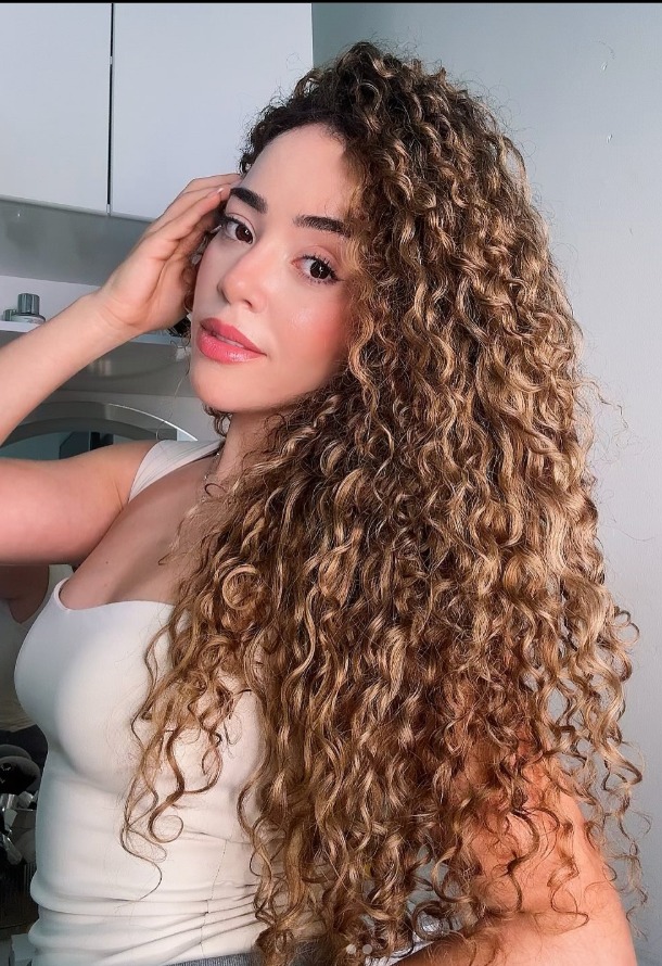 Hidratação: o segredo para fios saudáveis, macios e cheios de vida