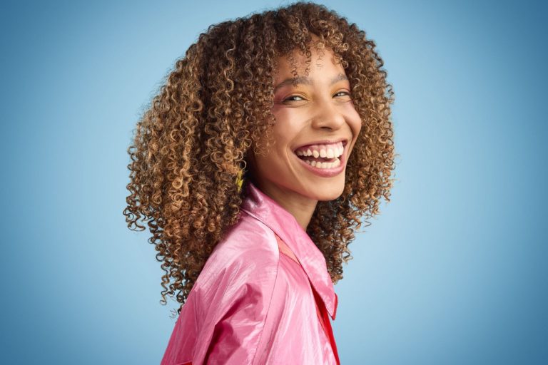 Cachos Kids: Dicas para Desembaraçar e Hidratar Sem Choro